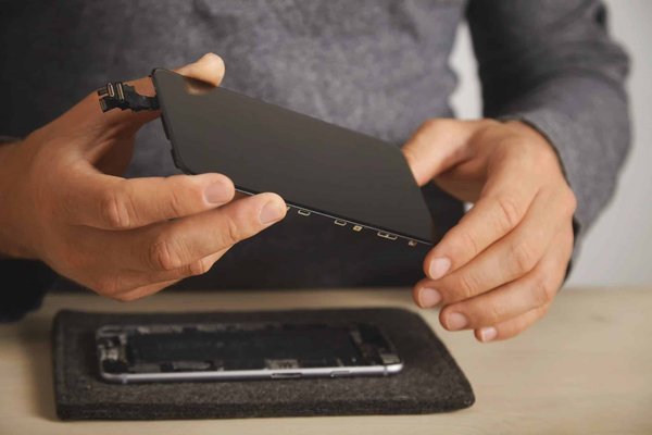 Comment choisir le meilleur service de réparation de téléphone ?